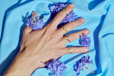 Venti Lyre Ring with Topaz