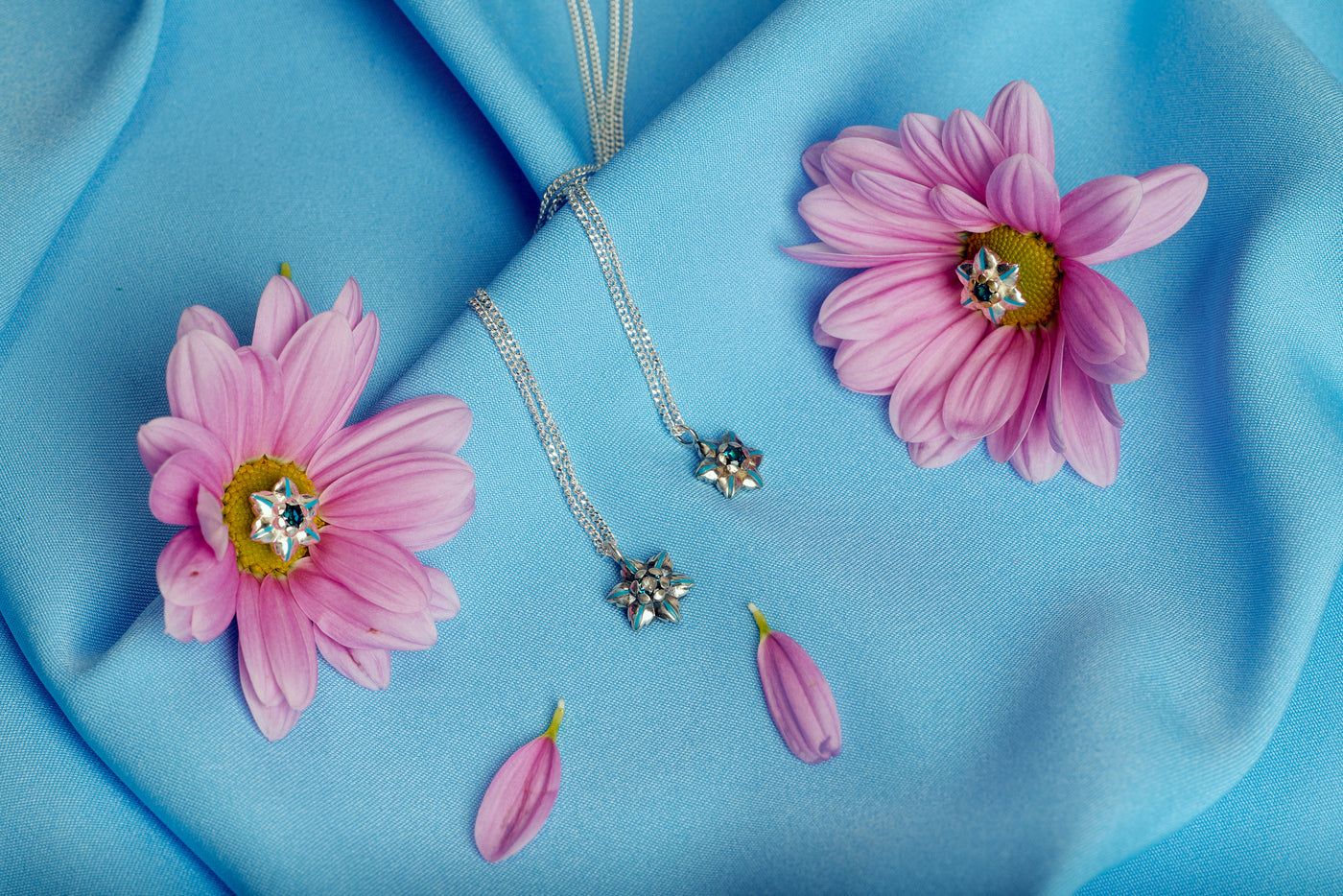 Fragment of Harmonic Whimsey Genshin Flower Stud Earrings